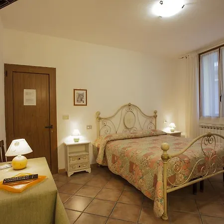 Mariella 3*